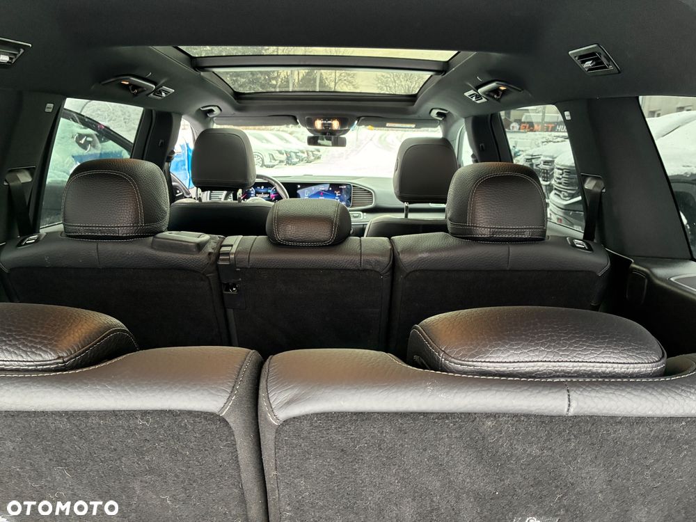 Mercedes-Benz GLS - 20