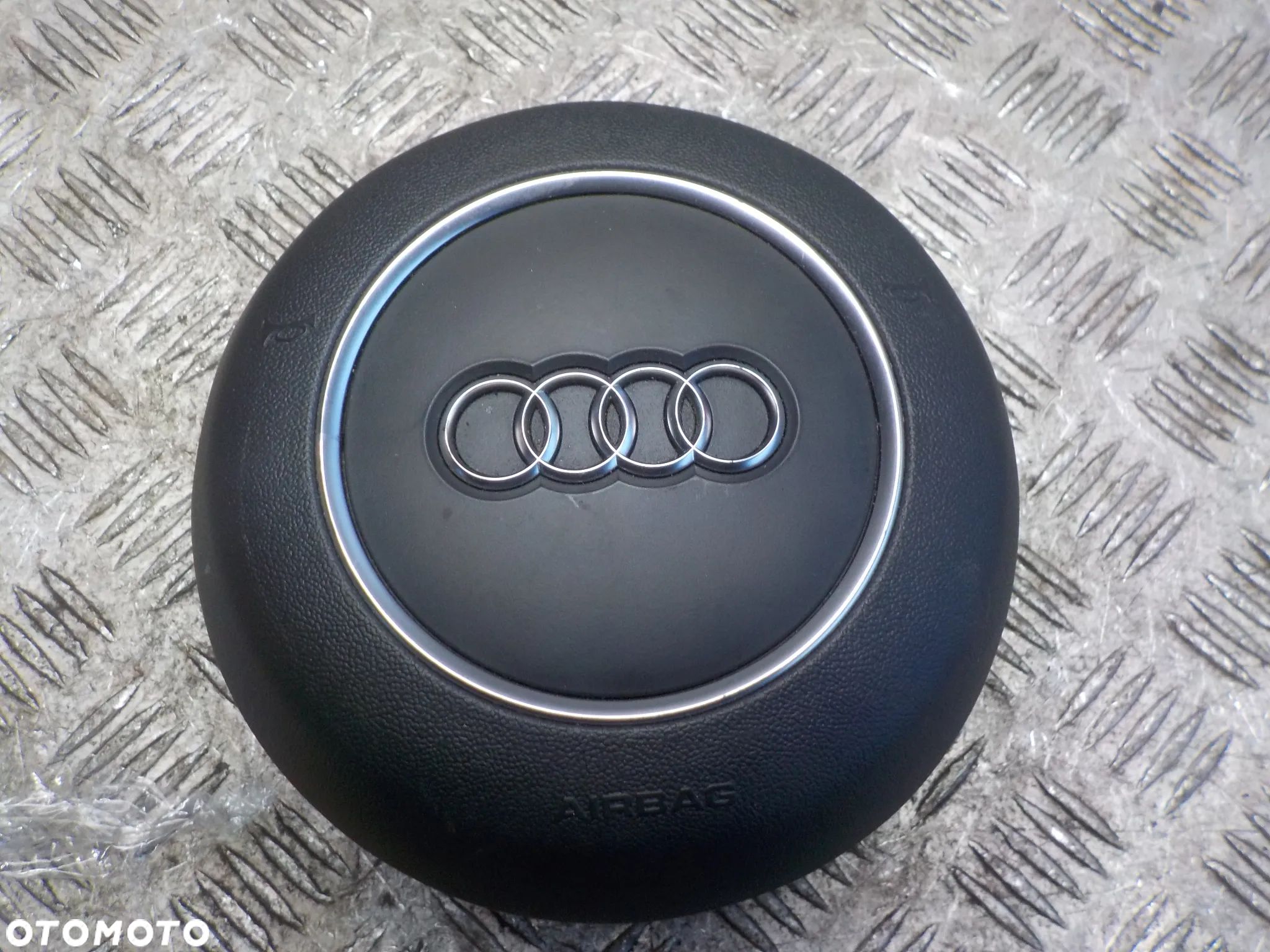AUDI A3 8V PODUSZKA POWIETRZNA KIEROWCY 8V0880201BB - 1