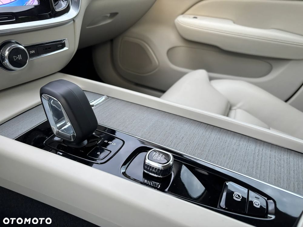 Volvo V60 B3 B Plus Bright - 28