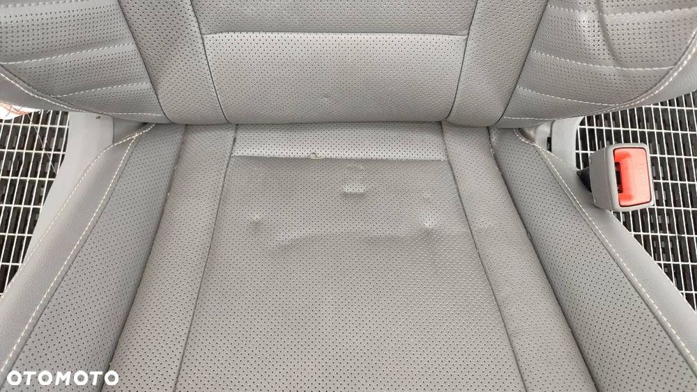FOTEL PRAWY PRZÓD HYUNDAI ELANTRA VII EUROPA ELEKTRYCZNY - 2