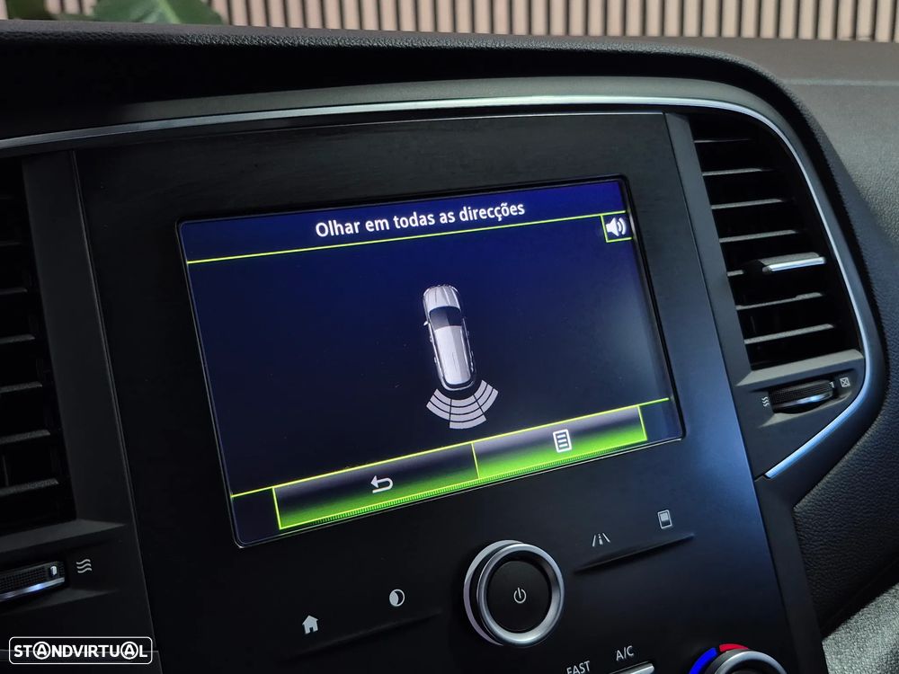 Renault Mégane Sport Tourer 1.5 dCi Intens - 19