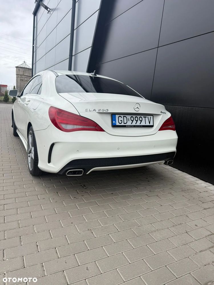 Mercedes-Benz CLA 250 4-Matic AMG Line - 5