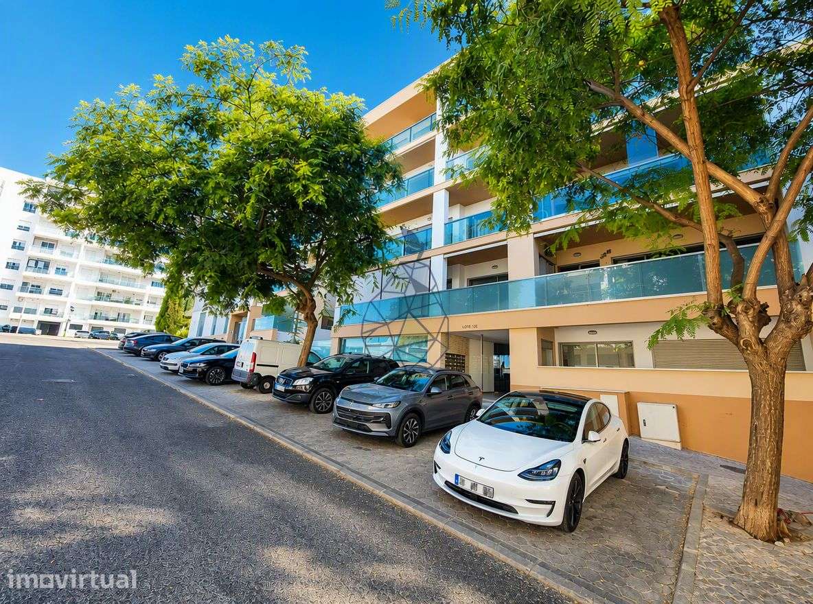 Arrendamento Anual  Apartamento T3 nos Jardins do Amparo em Portimão - Grande imagem: 2/27