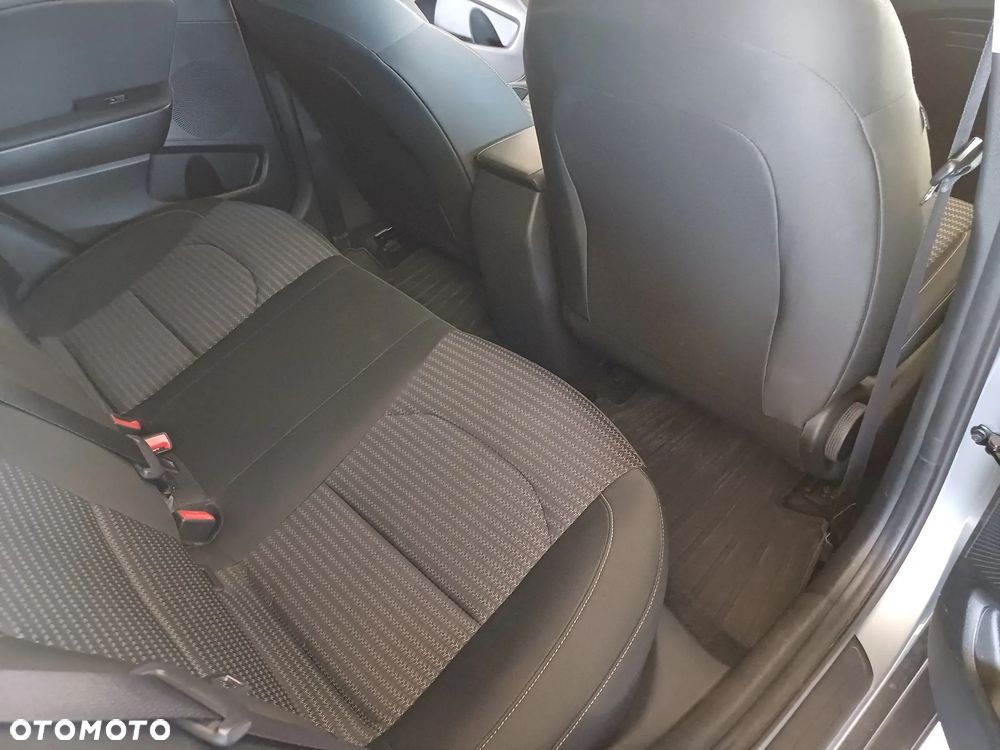 Kia XCeed 1.5 T-GDI M - 15