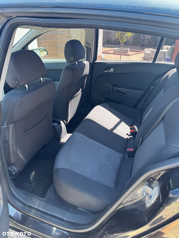 Opel Astra 1.4 - 6