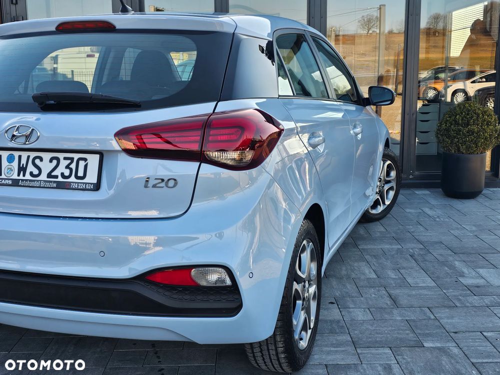 Hyundai i20 blue 1.2 Trend - 29