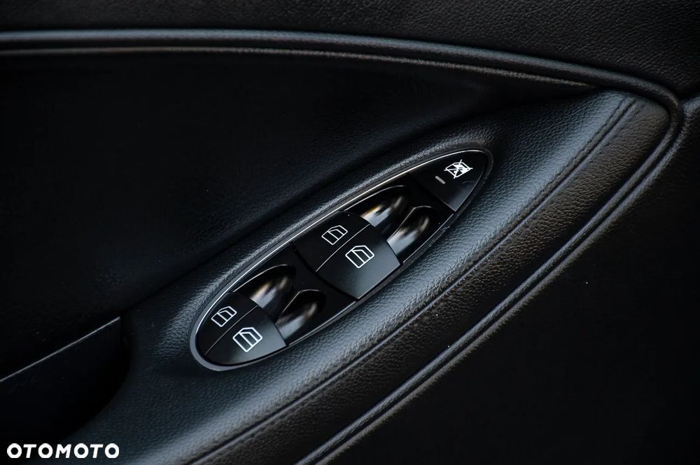 Mercedes-Benz CLS 350 - 20