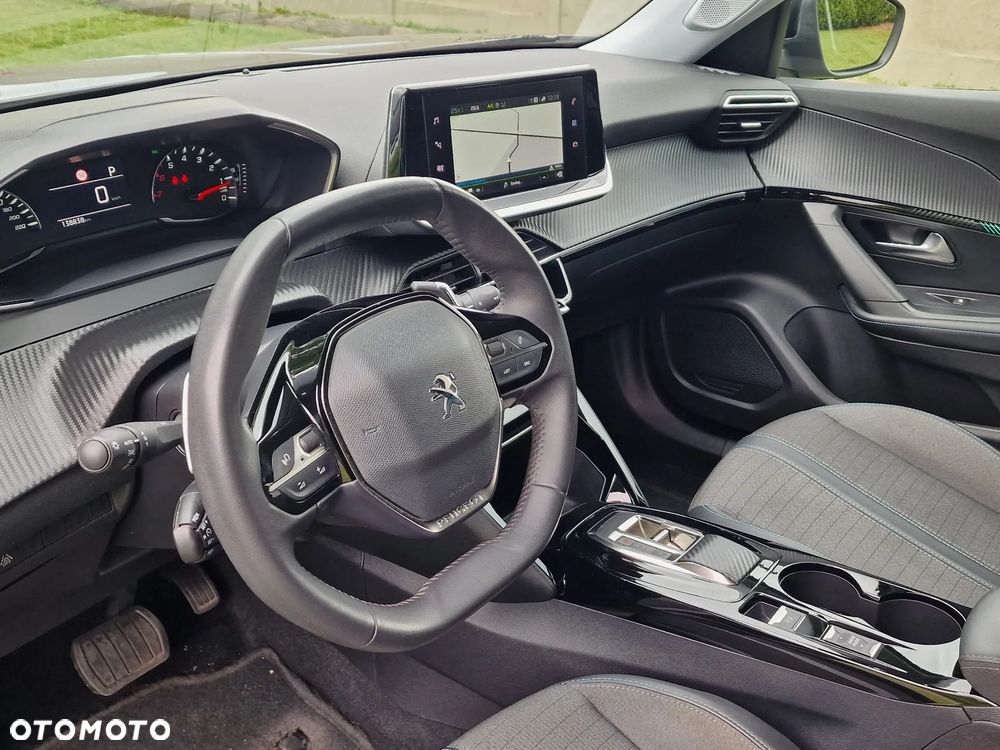 Peugeot 2008 1.5 BlueHDi Allure S&S EAT8 - 12
