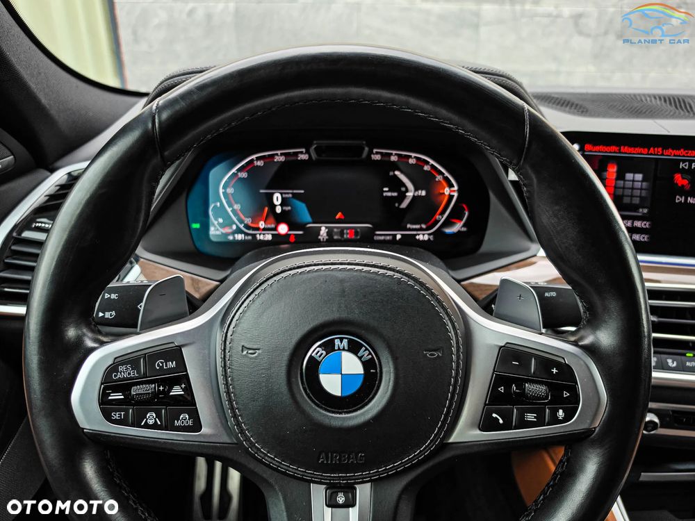BMW X6 - 24