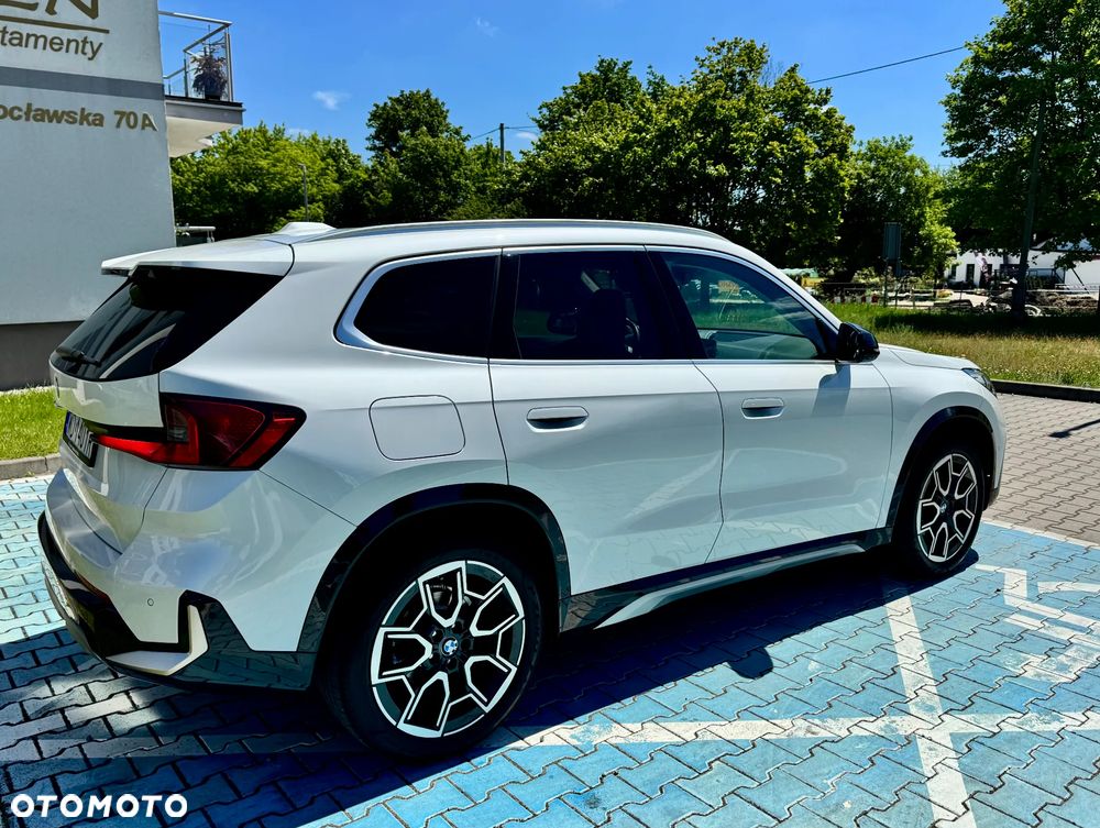 BMW X1 sDrive18i xLine - 12