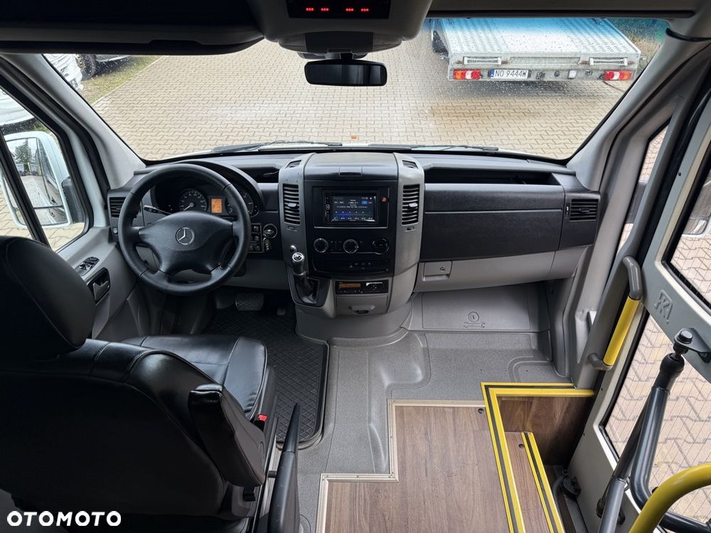 Mercedes-Benz Sprinter 519 - 26