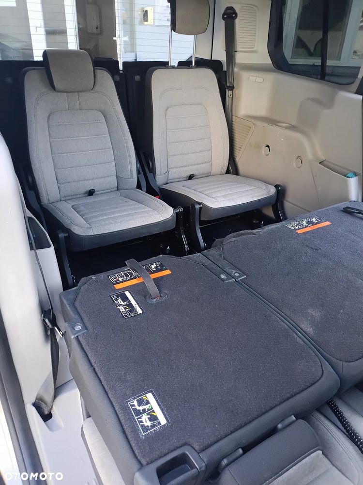 Ford Tourneo Connect 1.5 TDCi Trend - 13