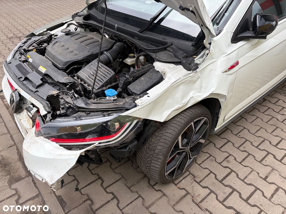 Volkswagen Polo 2.0 TSI GTI DSG - 8