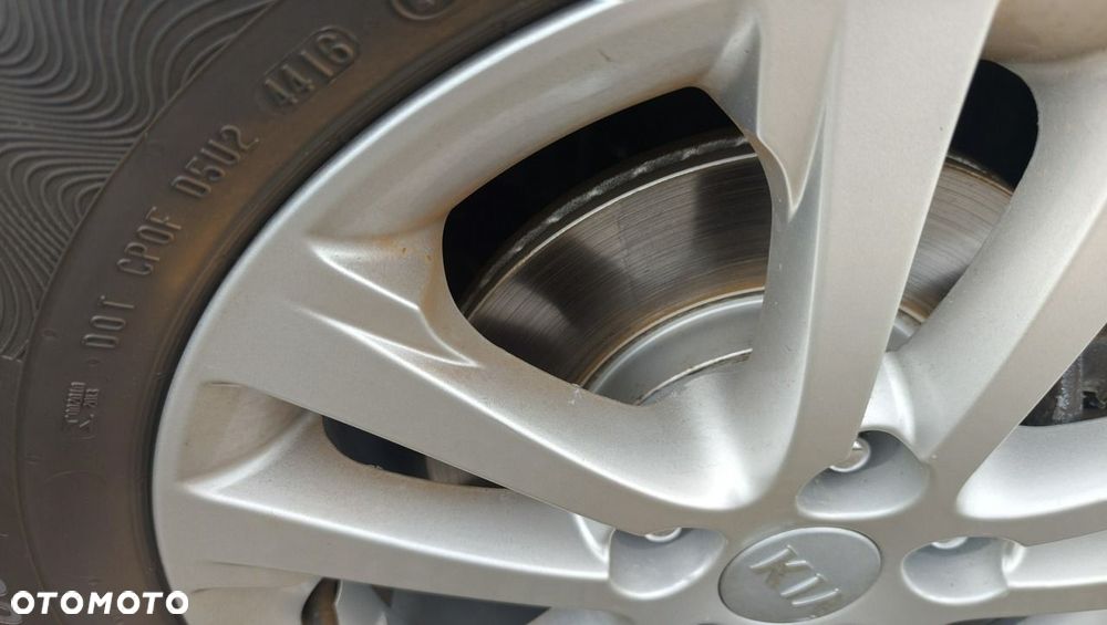 Kia Ceed - 27