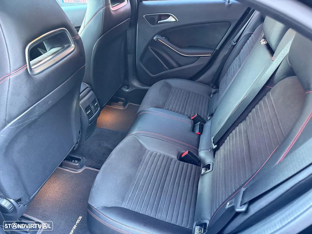 Mercedes-Benz A 200 d AMG Line - 10