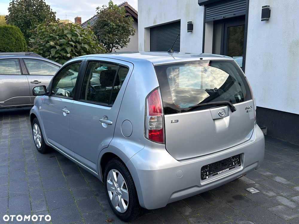 Daihatsu Sirion 1.3 - 10