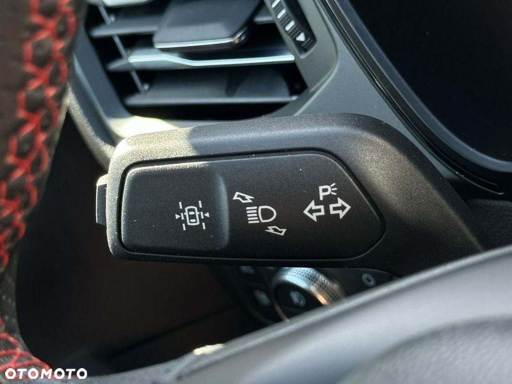Ford Kuga 2.5 Duratec PHEV ST-LINE X - 26
