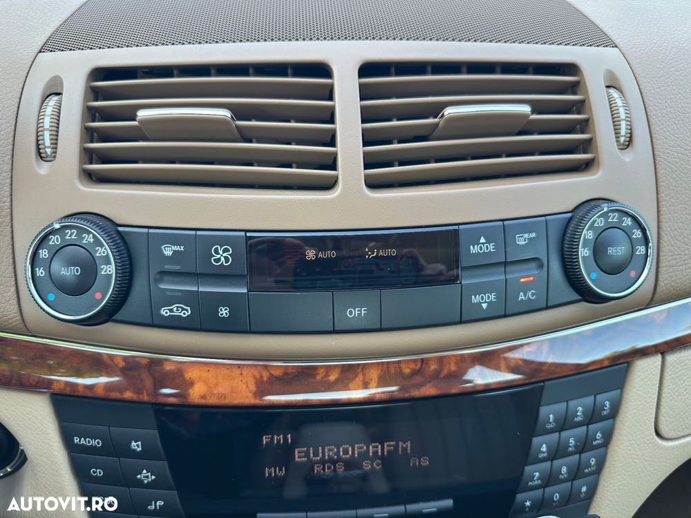 Mercedes-Benz E 220 CDI Automatik Elegance DPF - 28