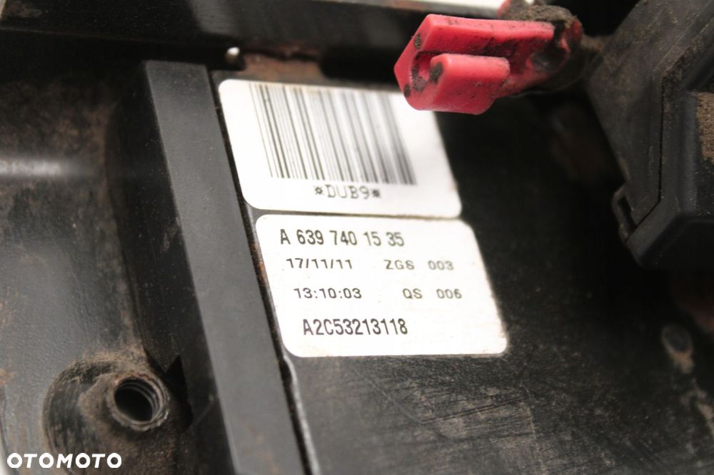 mercedes vito w639 lift 10r- zamek klapy bagażnika tył tylny a6397401535 - 4