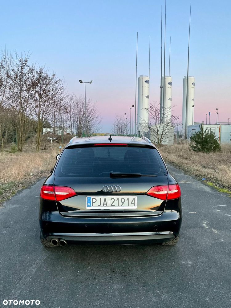 Audi A4 Avant 2.0 TDI DPF multitronic Ambiente - 4
