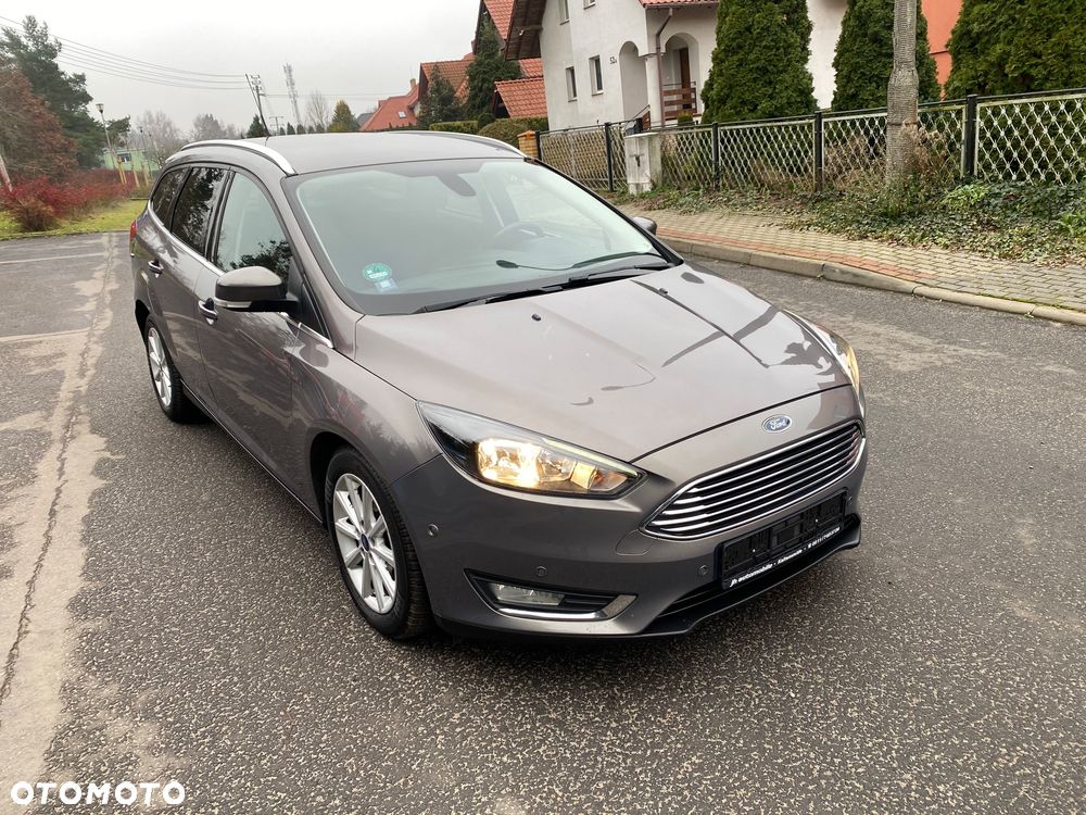 Ford Focus - 1