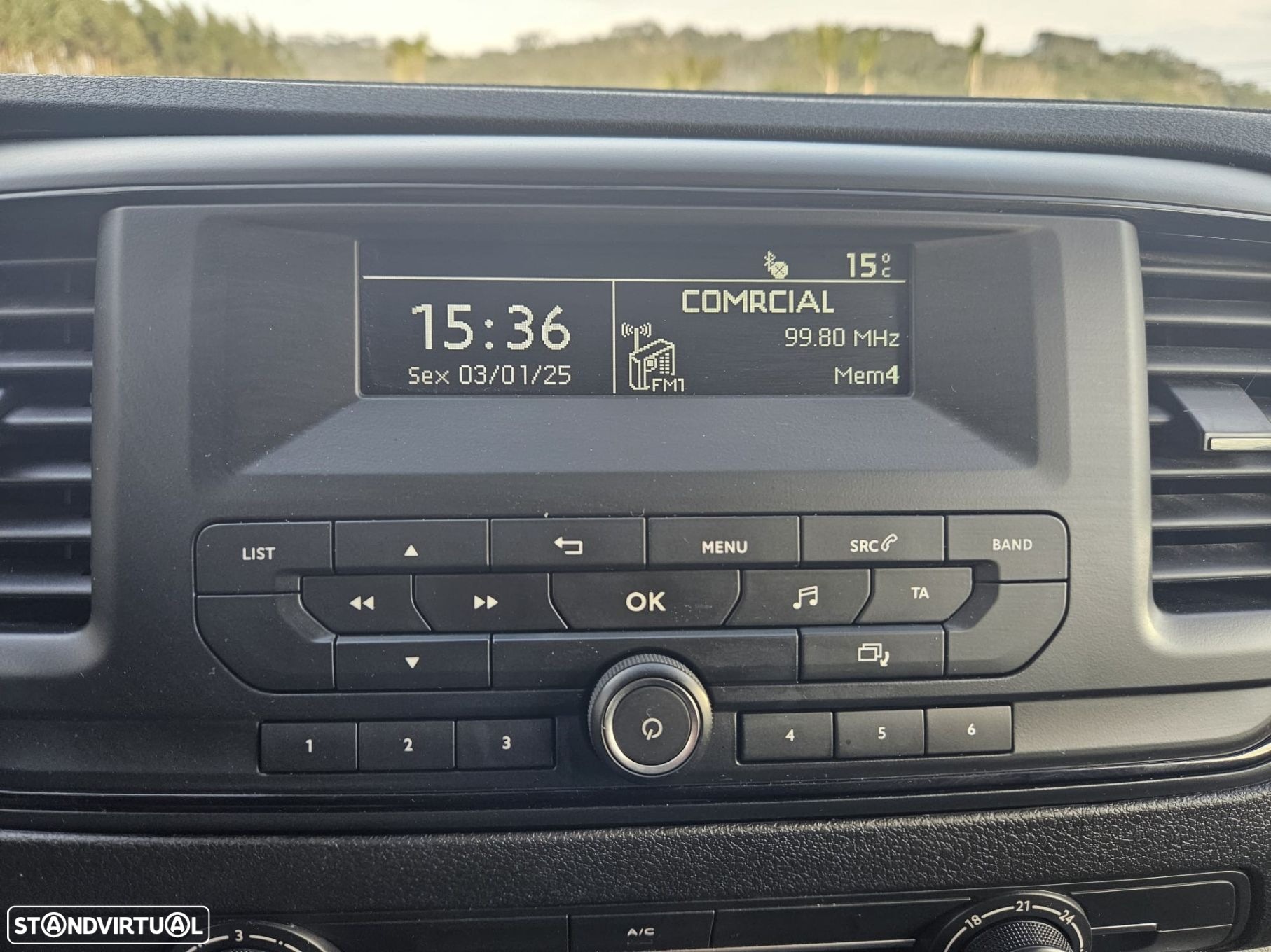 Opel Vivaro 1.5 CDTi L2H1 Essentia - 19