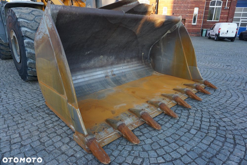 Liebherr L586 xpower - 7