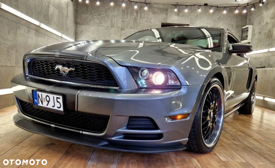 Ford Mustang 3.7 V6 Premium - 4