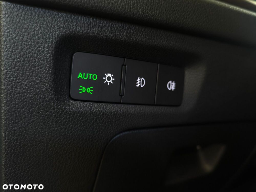 Skoda Octavia 2.0 TDI 4x4 Scout DSG - 24