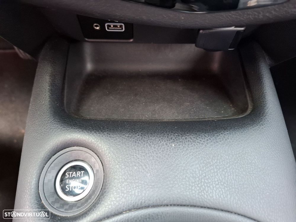 Nissan Juke 1.0 DIG-T Tekna - 22