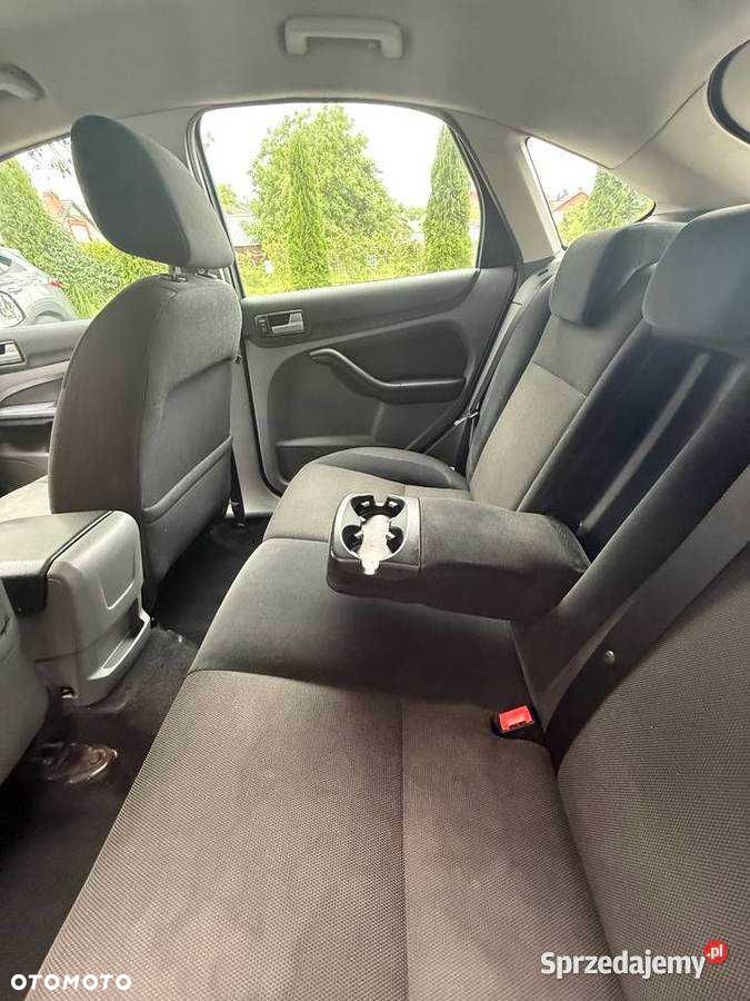 Ford Focus - 8