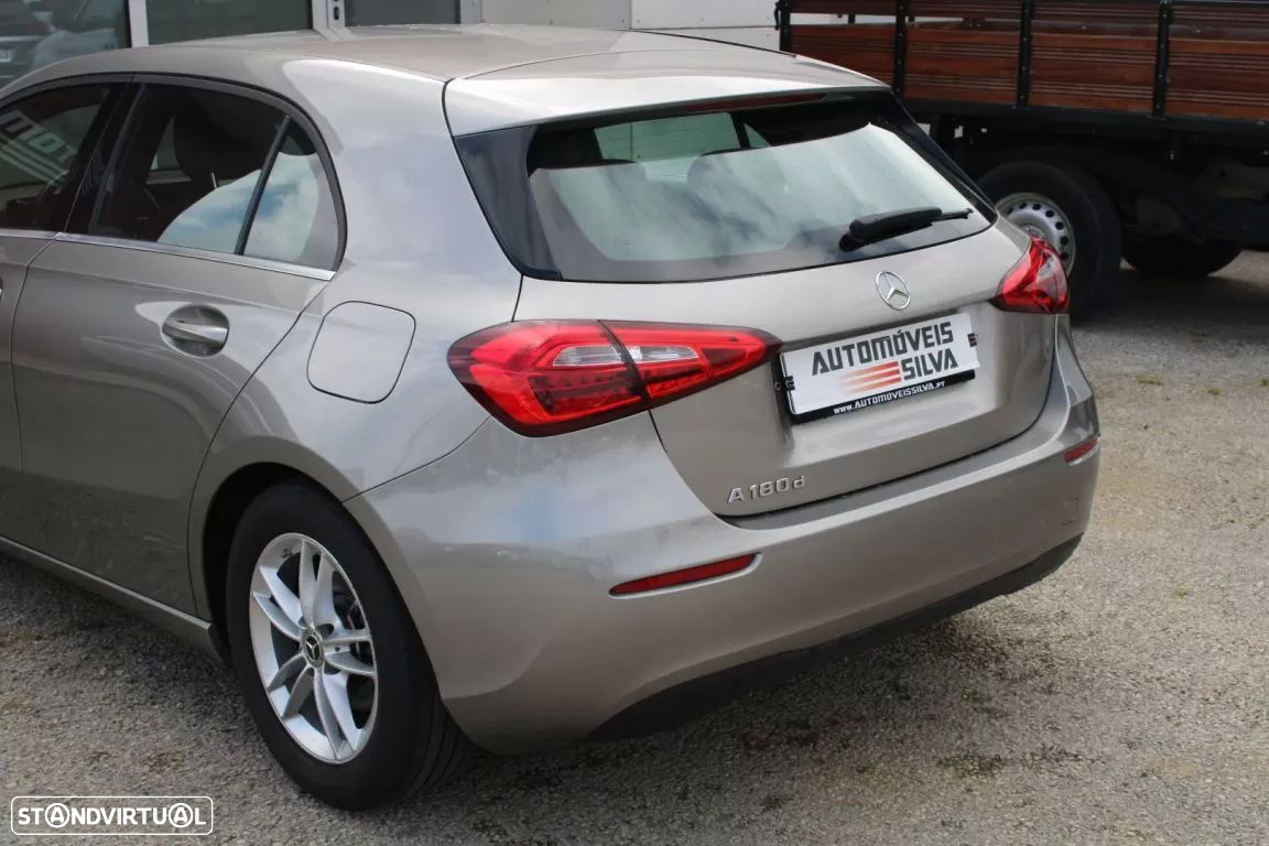 Mercedes-Benz A 180 d Style Aut. - 13