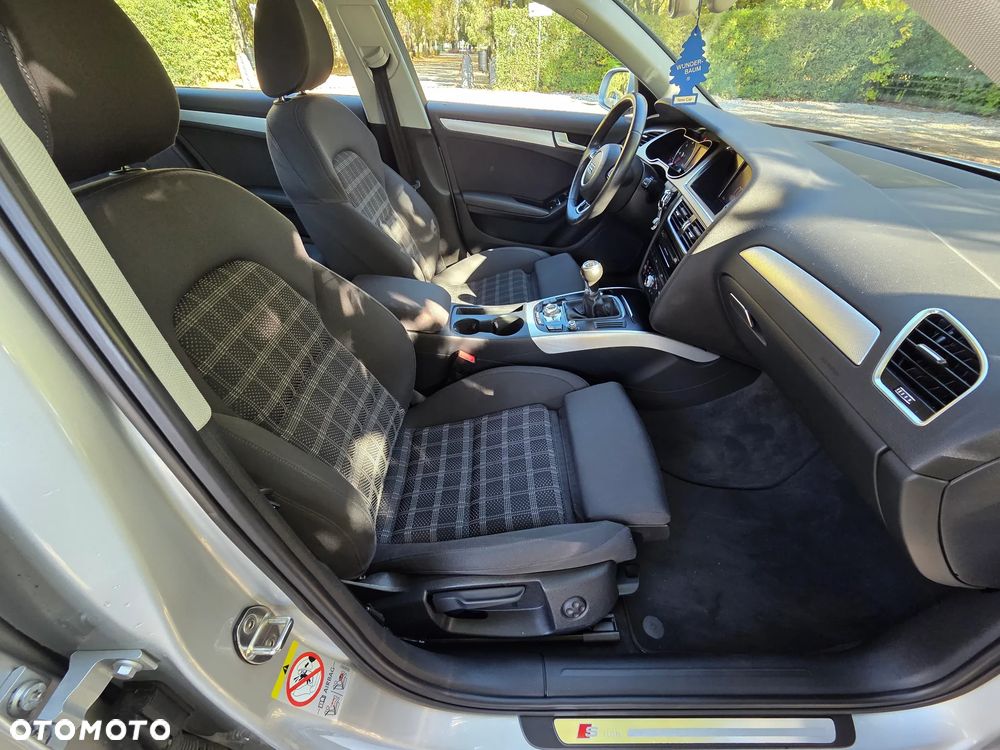 Audi A4 Avant 2.0 TDI DPF S line Sportpaket - 22