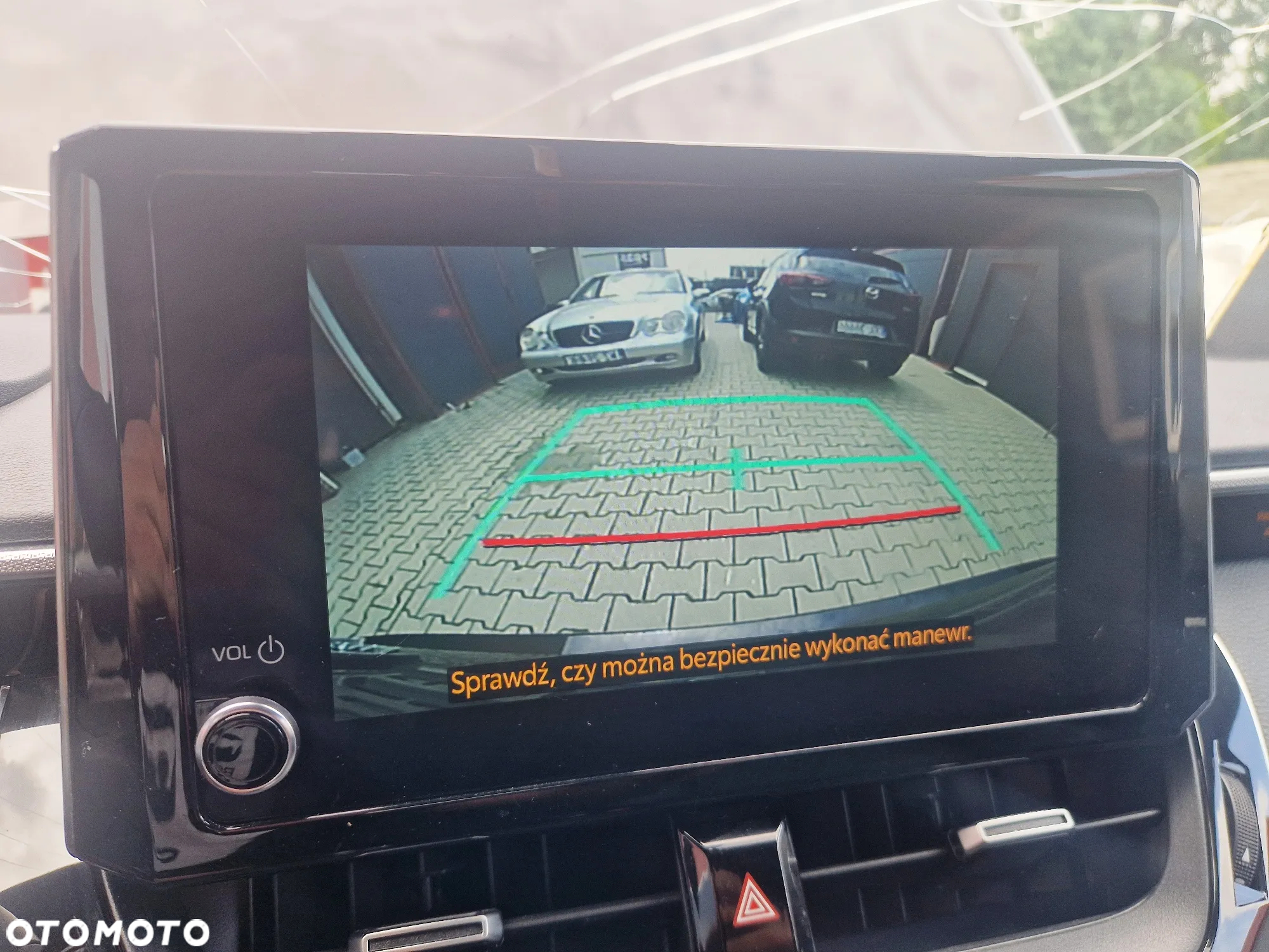 Toyota Corolla 1.8 Hybrid Style - 28