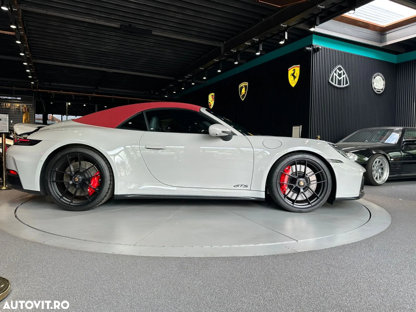 Porsche 992 - 6