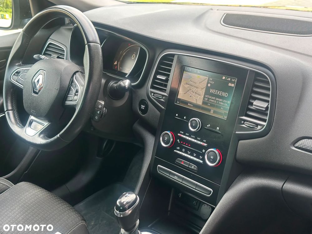 Renault Megane 1.6 SCe Limited - 17