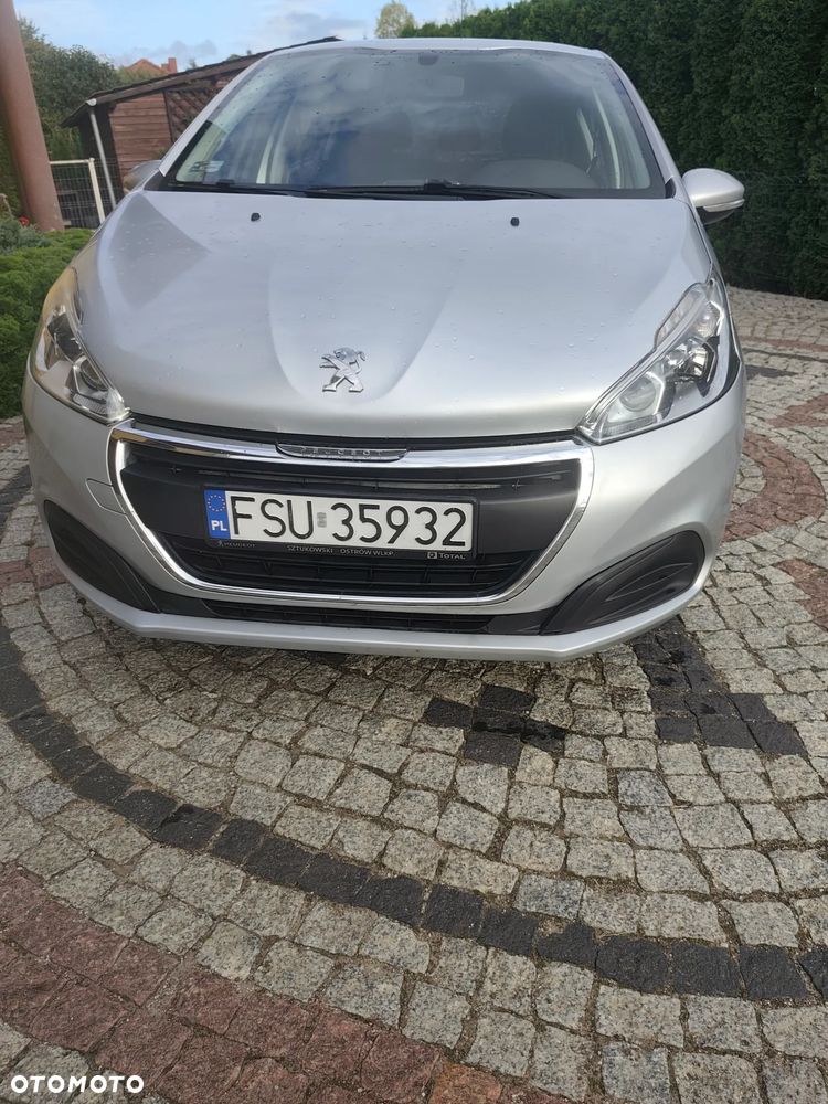 Peugeot 208 - 2