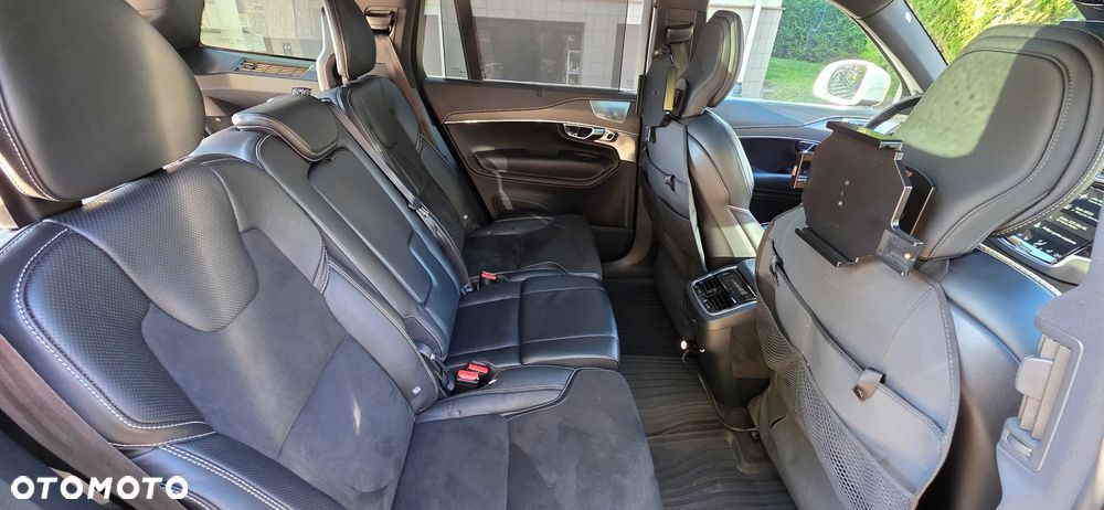 Volvo XC 90 D5 AWD R-Design 7os - 8