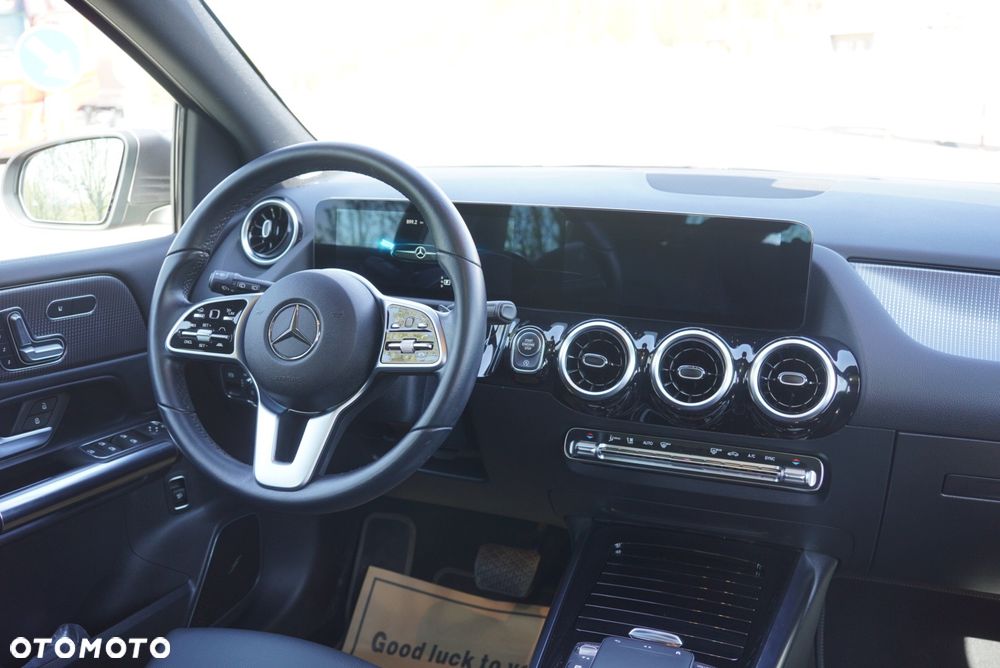 Mercedes-Benz Klasa B 250 4Matic 7G-DCT - 8