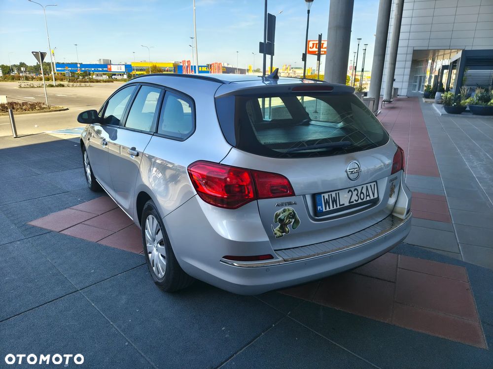Opel Astra - 4