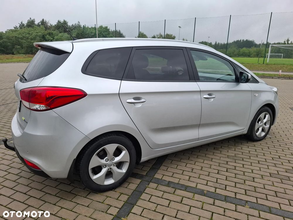 Kia Carens 1.6 CVVT Vision - 4