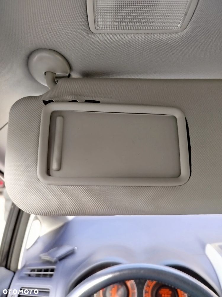 Toyota Auris - 26
