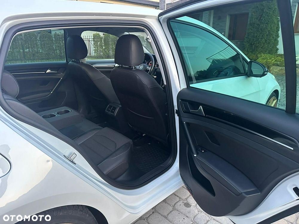 Volkswagen Golf 2.0 TDI 4Motion (BlueMotion Technology) Highline - 21