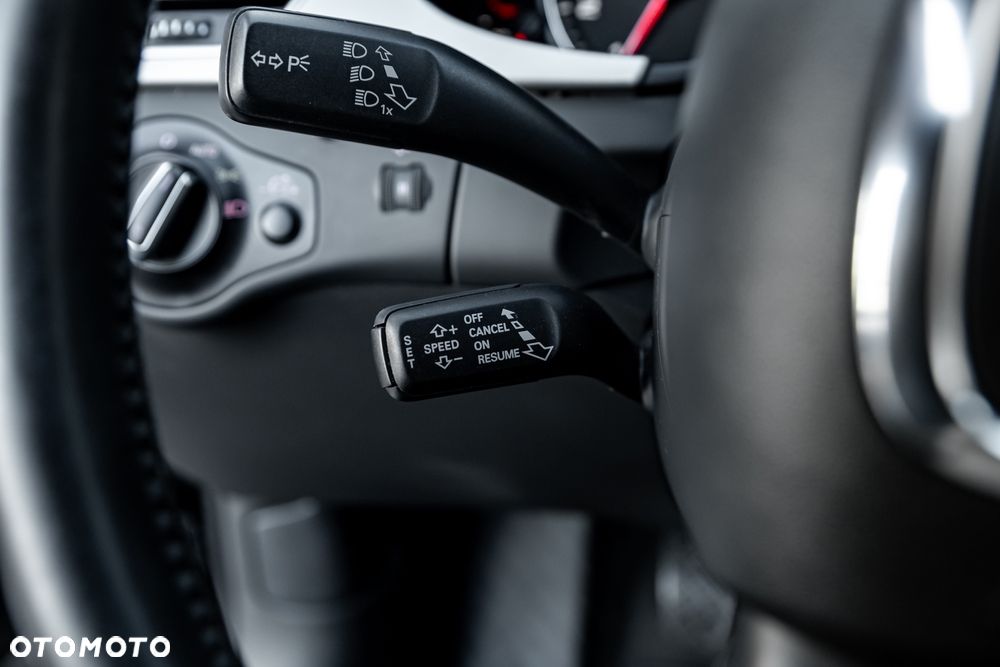 Audi A4 Avant 2.0 TFSI quattro Attraction - 30