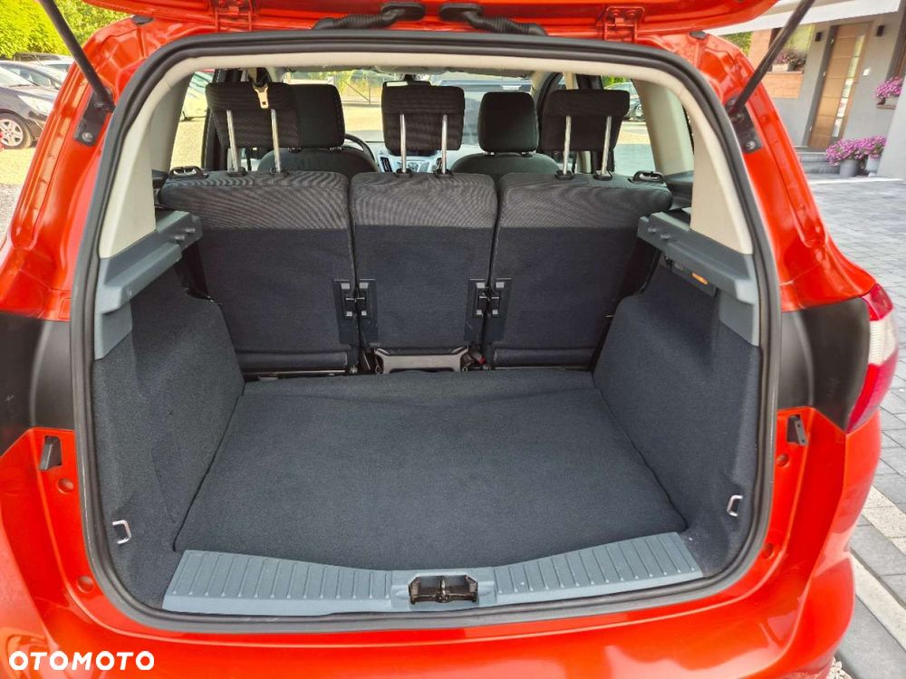 Ford C-MAX - 17