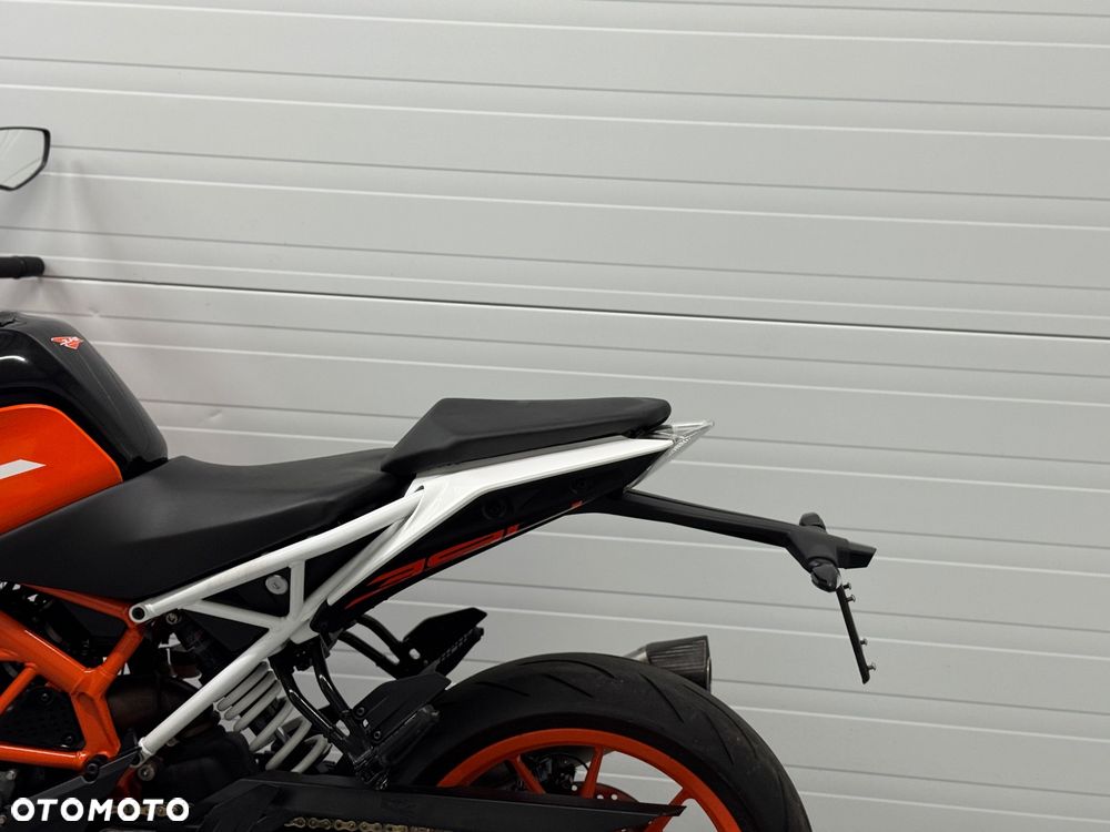 KTM Duke - 18