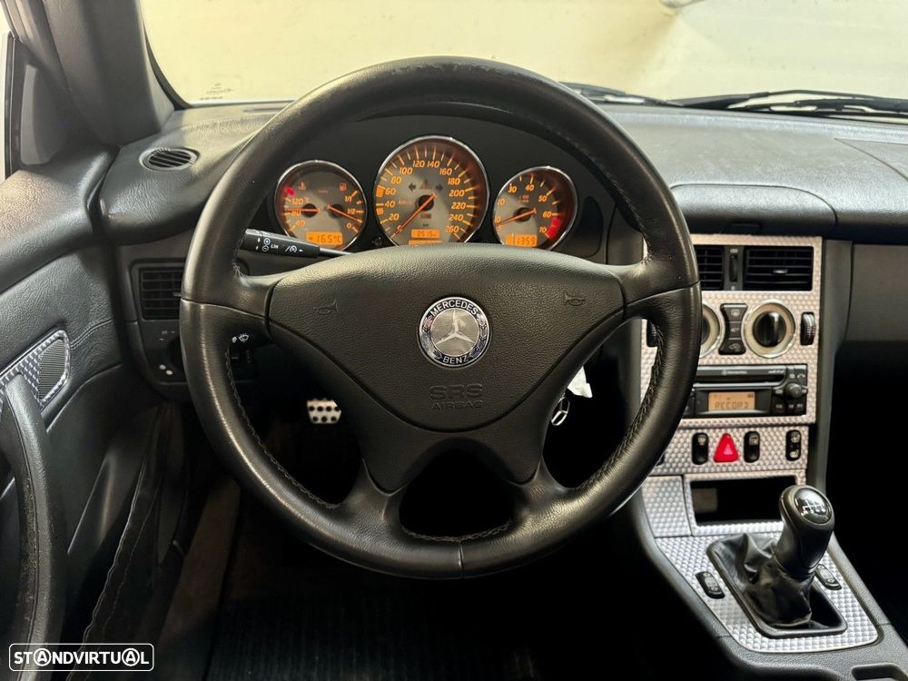 Mercedes-Benz SLK 200 - 15