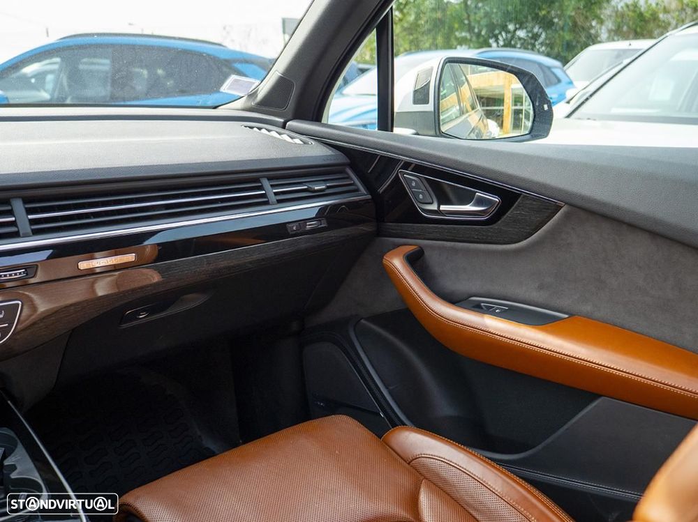 Audi Q7 3.0 TDI e-tron quattro tiptronic — fotografia 38