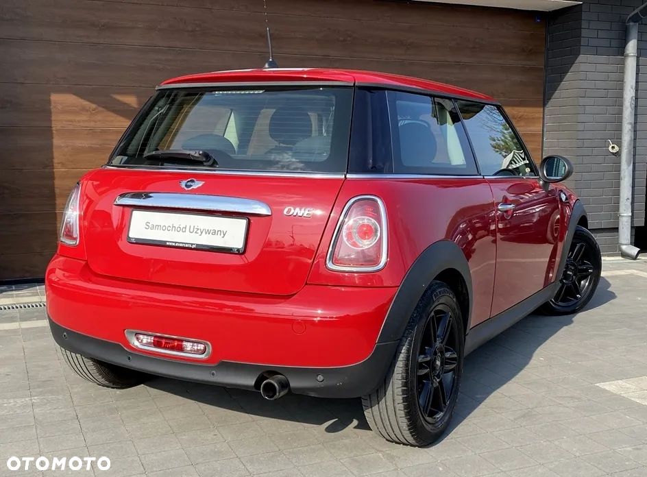 MINI ONE Standard - 11