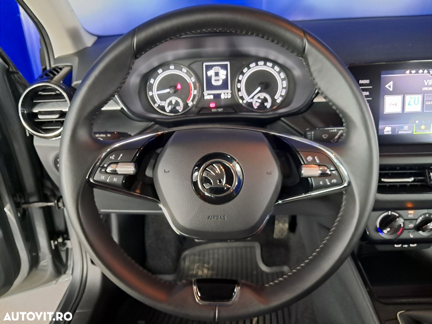 Skoda Fabia - 11